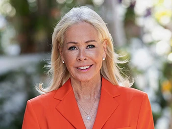Brown Harris Stevens Real Estate Agent Geri Emmett