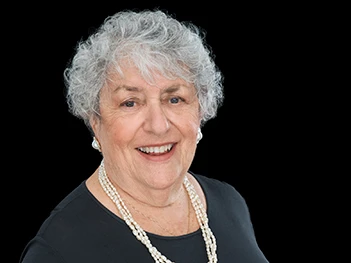 Brown Harris Stevens Real Estate Agent Ileen G. Schoenfeld