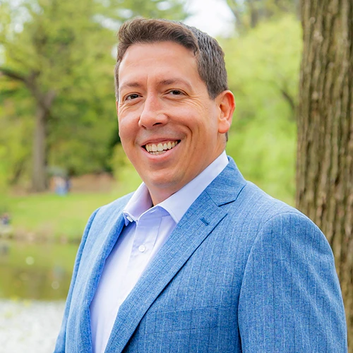 Brown Harris Stevens Real Estate Agent Kevin Cahill