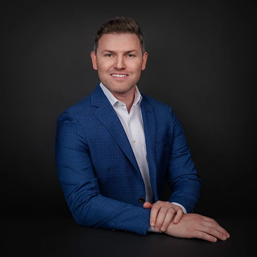 Brown Harris Stevens Real Estate Agent Sean Ostroy